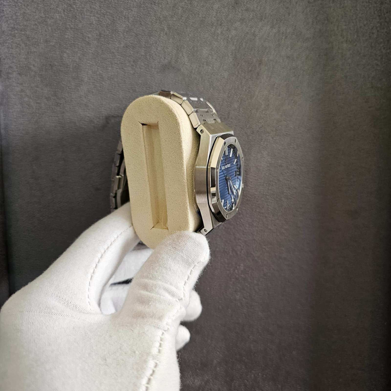 Audemars Piguet Royal Oak Blue Dial 15500ST.OO.1220ST.01