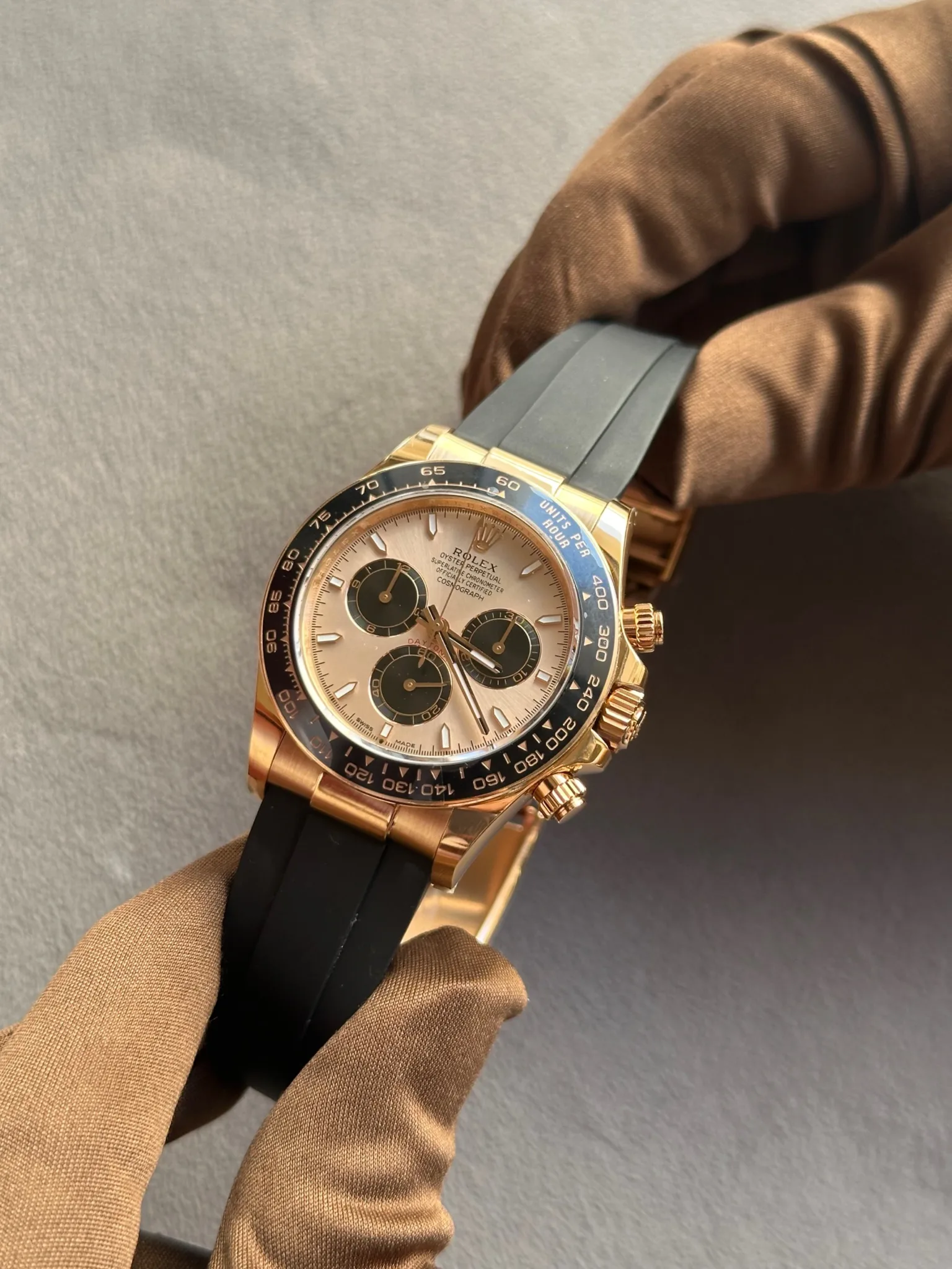 Rolex Daytona Sundust Dial Rose Gold Oysterflex