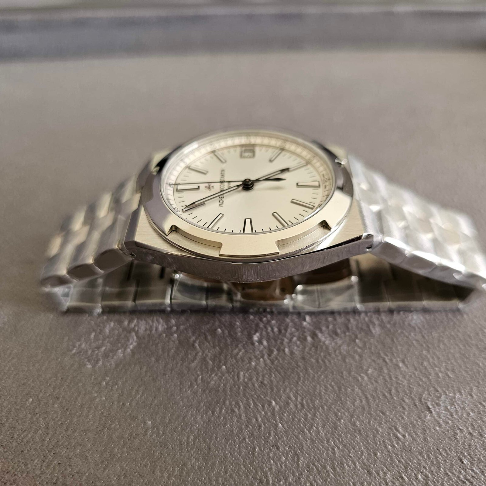 Vacheron Constantin Overseas 4500V/110A-B126