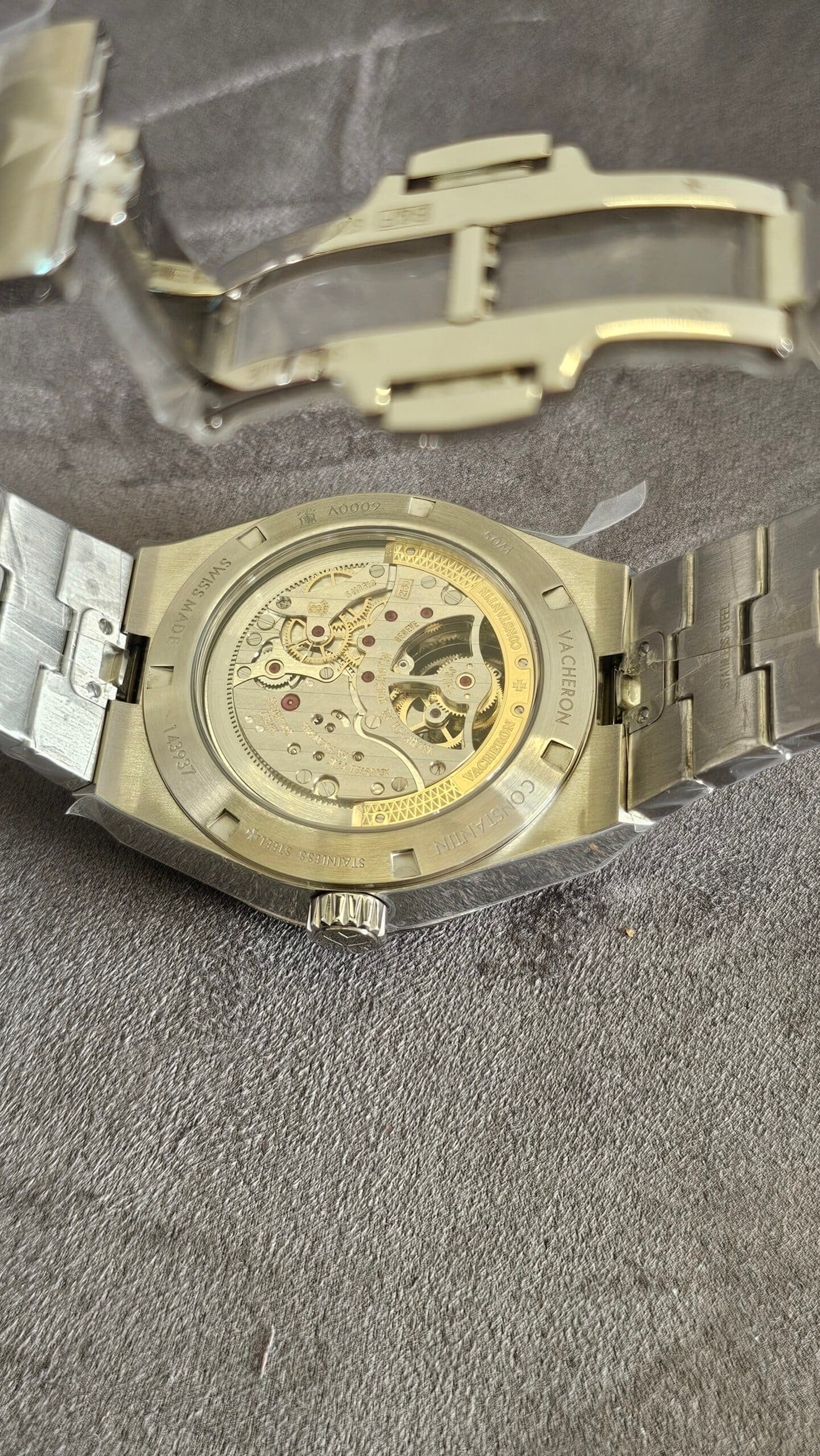 Vacheron Constantin Overseas Tourbillon 6000V/110A-B544 Stainless Steel